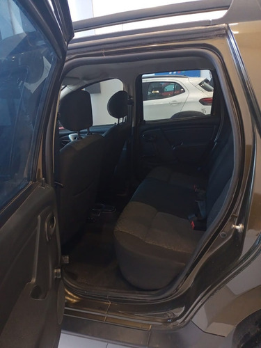 Imagen 15 de 17 de Renault Duster Comfort 1.6 4x2 Taraborelli Usados