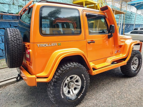 Troller T4 3.0 Expedition 4x4 2p