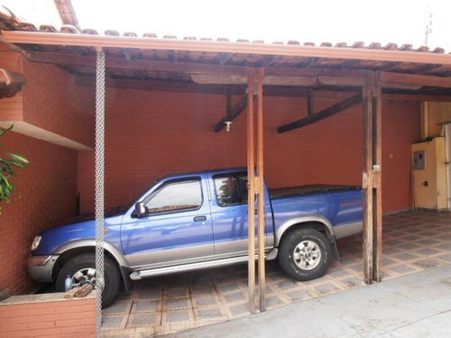 Casa Colonial 3 Quartos No Novo Riacho - Bhc759