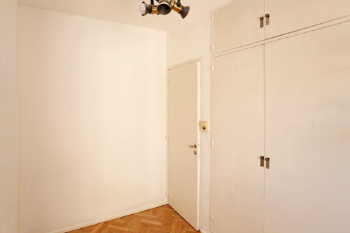 Departamento Cuatro Ambientes C/ Cochera Devoto
