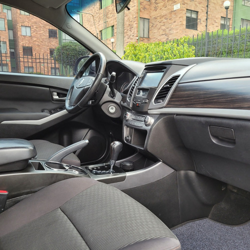 Ssangyong Korando 2.0 Gasolina Aut 4x2 Verla Es Comprarla