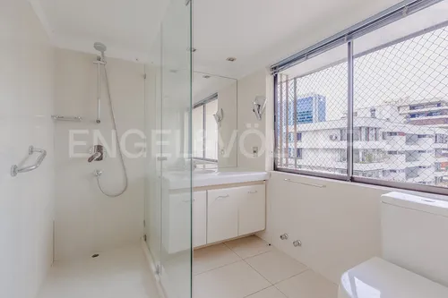 Departamento En Venta Presidente Riesco, El Golf