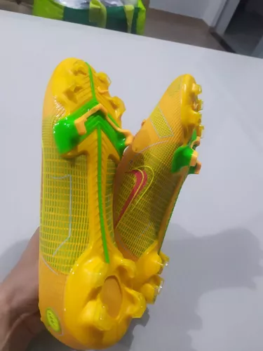 Nike mercurial store cr7 yellow