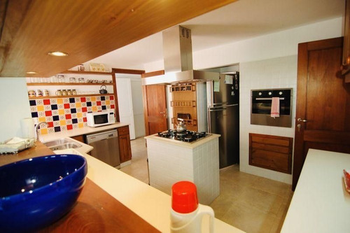 Casa En Venta De 4 Dormitorios En La Barra