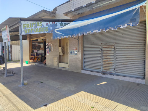 Excelente Oportunidad !! Ideal Inversión, 24mts De Frente X 43,20mts De Fondo, 208m2 3 Locales
