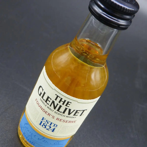 Miniatura Scotch Whisky The Glenlivet Founder's Reserve 50cc