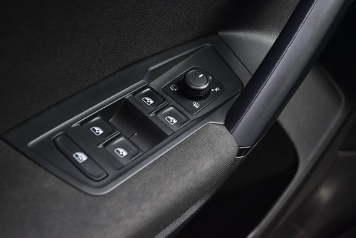 Imagen 23 de 23 de Volkswagen Tiguan 1.4 Tsi Trendline 150cv Dgs 2019 - Car Cas