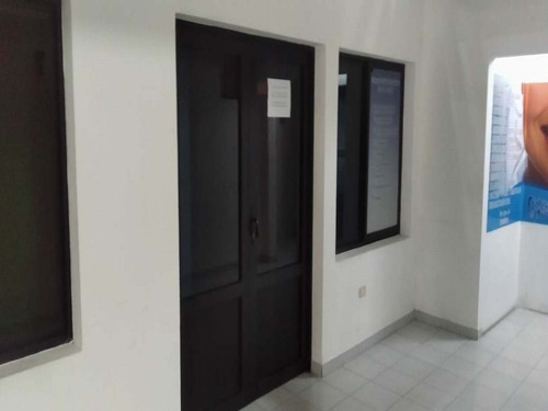 Oficina En Alquiler Av Bicentenario