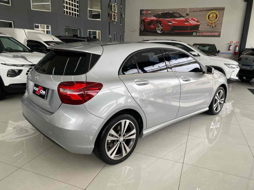 Mercedes-Benz A 200 1.6 TURBO 16V FLEX 4P AUTOMÁTICO