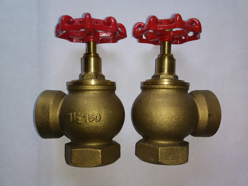 Llave De Bronce Contra Incendio De 1 1/2 Pulgadas En 30$ C/u