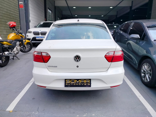 Volkswagen Voyage 1.0 12V MPI TOTALFLEX 4P MANUAL