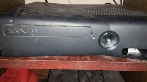 Consola Xbox 360 Chipeado Con 2 Juegos Y 2 Controles + Hdmi