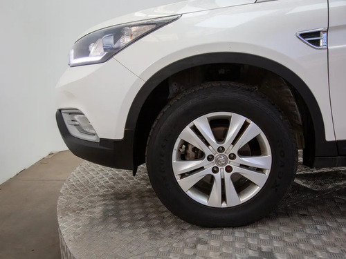 Dongfeng 2.0 Luxury 4x2 Mt 5p Ax7
