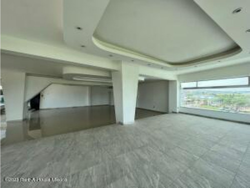 Renta - Tejeda. Oficina De 170 Metros En Torre Empresarial