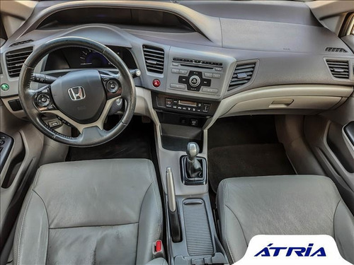 Imagem 5 de 8 de Honda Civic 1.8 Lxs 16v