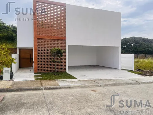 Casa En Venta En Fracc. Punta Tiburón, Alvarado Veracruz.