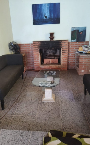 Chácara Com Piscina Locacao Por Dia Em Condomínio Fechado