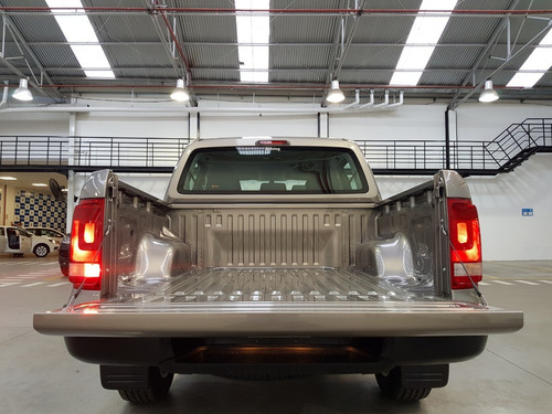 Imagen 22 de 25 de Volkswagen Amarok V6 Comfortline V258 Cv My22 0km Dcolores