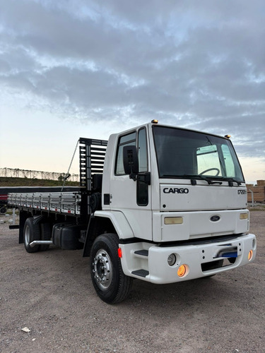 Ford Cargo 1722 Com Carroceria Nova, 7 Metros