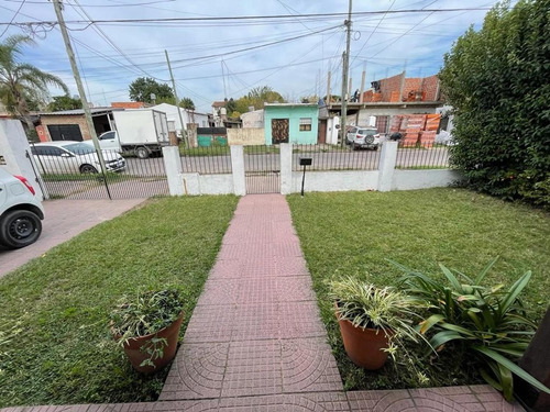 Imagen 5 de 25 de Casa En Venta 4 Ambientes C/ Parque Y Pileta En José C. Paz!