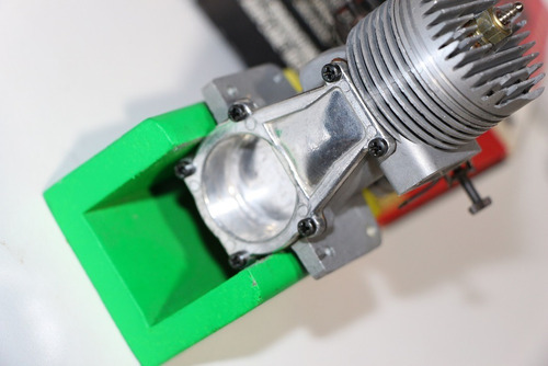Motor Glow F O X .45 R / C # 24500 N. I. B. Bushing Main.