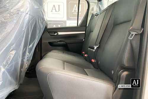 Toyota Hilux 2.8 D-4D TURBO DIESEL CD SRV 4X4 AUTOMÁTICO