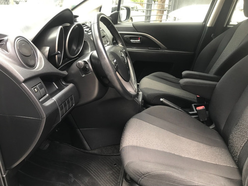 Imagen 7 de 15 de Mazda 5 Sport 2012