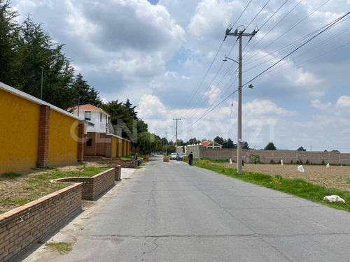 Terreno En Venta En Capultitlán, Toluca, Estado De México