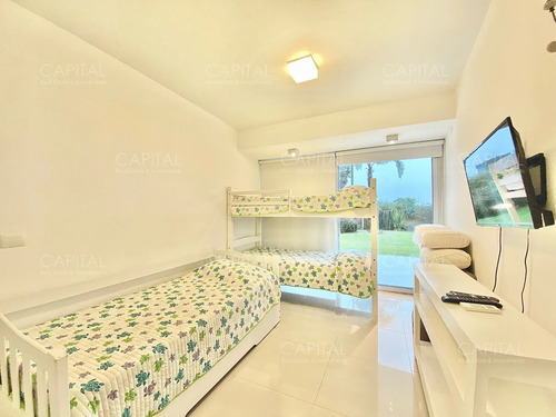 Apartamento En Venta En Manantiales Dos Dormitorios