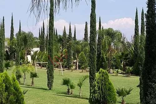 Finca Campestre En Venta / Valle Verde Gto. / Muy Cercano A Libramiento Sur-pte De Queretaro