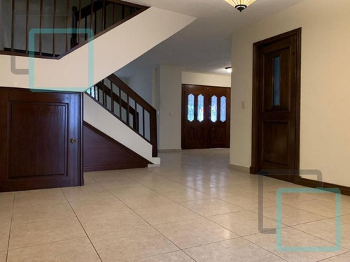 Imagen 2 de 10 de Casa En Venta Fuentes Del Valle Zona San Pedro Garza García