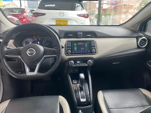 Nissan Versa 1.6 Exclusive
