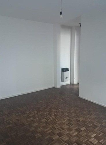 Imagen 11 de 18 de 2 Amb. Constitución. Santiago Del Estero 700. 40m2 Ianua