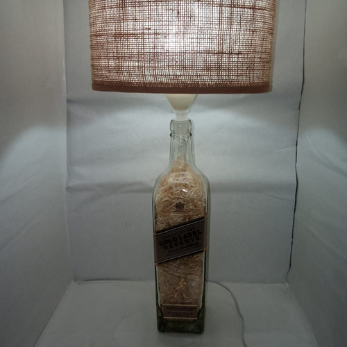 Luminaria Veladora Artesanal Hecha De Botella Reciclada Dorado Oscuro Y Transparente Arpillera