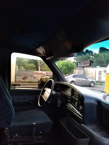 Imagen 4 de 7 de Ford Buceta Van