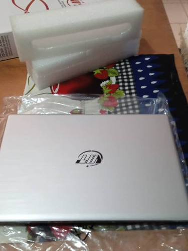 Se Vende Laptop Vit Nueva De Paquete 