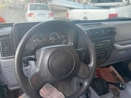 Imagen 16 de 16 de Jeep Wrangler 1998 4.0 Hard Top