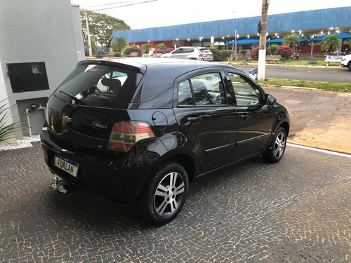 Imagem 3 de 9 de Chevrolet Agile 1.4 Mpfi Ltz 8v Flex 4p Manual