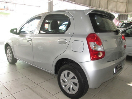 Toyota Etios 1.3 X 2017 Zero De Entrada Trabalhe Aplicativo