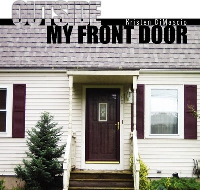 Libro Outside My Front Door - Kristen Dimascio