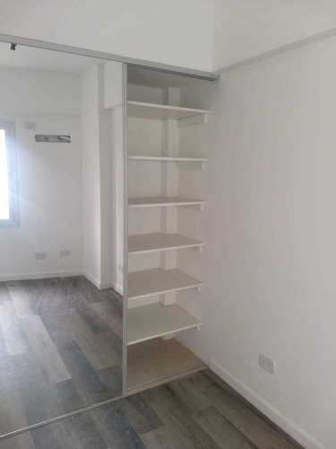 Imagen 7 de 14 de Balbin 2600. Retasado 3 Dormitorios. Estrenar. 78 M2 Duplex
