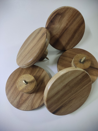 Kit De Percheros Dot De Pared X8 De 9 Cm En Petiribi Petiribi (Usado)