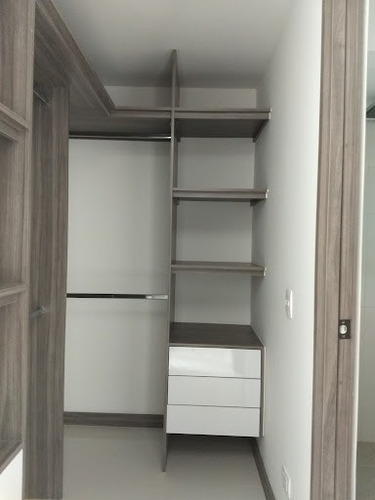 Imagen 14 de 19 de Apartamento En Arriendo Suramerica 472-2564