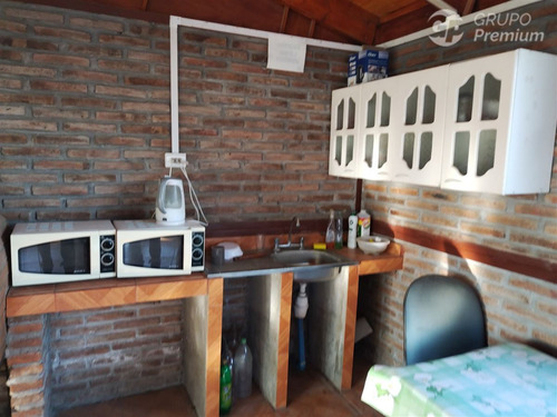 Gran Terreno Con Galpon / Oficinas / 8125 M2 Terreno
