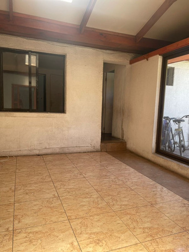 Arriendo Amplia Casa 3d+2b Metro Rojas Magallanes