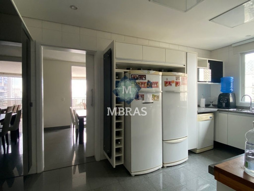 Imagem 14 de 15 de Apartamento Excelente No Coração Do Itaim - Mb9048