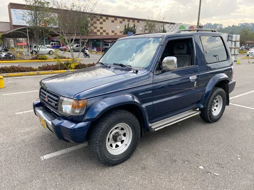 Mitsubishi Montero 3.0 V13