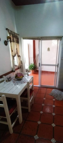 Imagen 3 de 20 de Casa Sobre Lote Propio Con Cochera Y Terraza