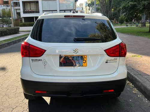 Suzuki S-Cross 1.6 GL 2WD MT