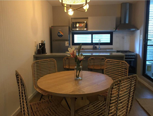 Imagen 11 de 15 de Fino Y Moderno Apartamento De 1 Dormitorio En Zona Tres Cruces